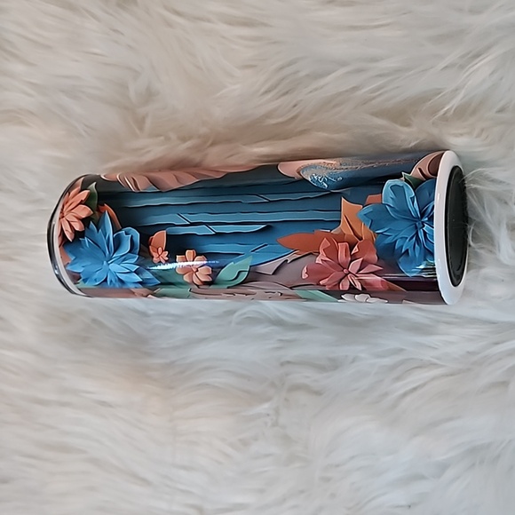 Elsa tumbler - Picture 3 of 3